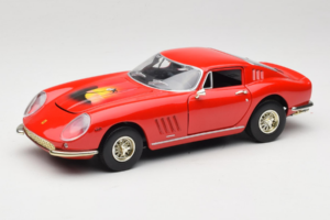 Ferrari 275 GTB/4 Punainen Palmulla Konepellillä ERTL 1:18 7483-P1 Metalli