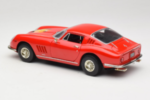 Ferrari 275 GTB/4 Punainen Palmulla Konepellillä ERTL 1:18 7483-P1 Metalli — kuva 7 / 8