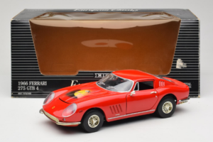 Ferrari 275 GTB/4 Punainen Palmulla Konepellillä ERTL 1:18 7483-P1 Metalli — kuva 8 / 8