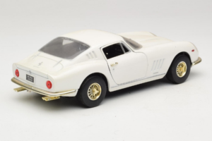 Ferrari 275 GTB/4 Valkoinen ERTL 1:18 7493 Metalli — kuva 3 / 8