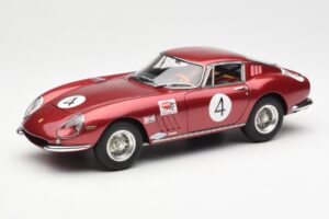Ferrari 275 GTB/C #4 RAC Tourist Trophy 1966 CMC 1:18 M-213 Metalli