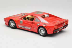 Ferrari 288 GTO #1 Punainen 1984 Bburago 1:18 3027-P3 Metalli — kuva 7 / 8