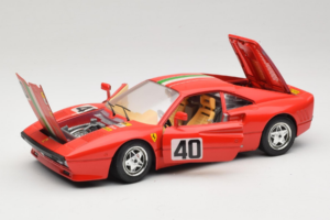 Ferrari 288 GTO #40 Punainen Italian Lippu 1984 Bburago 1:18 3027-P1 Metalli — kuva 2 / 8
