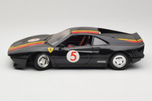Ferrari 288 GTO #5 Musta Tonka 1:18 1109 Metalli — kuva 4 / 8