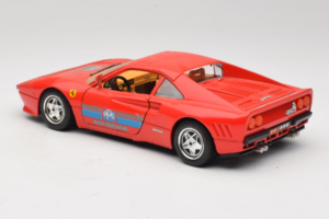 Ferrari 288 GTO PPG Auto Refinish Punainen Bburago 1:18 3027-P2 Metalli — kuva 7 / 8