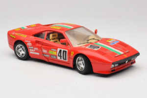 Ferrari 288 GTO Rally #40 Punainen 1986 Bburago 1:18 3057-P1 Metalli — kuva 6 / 8