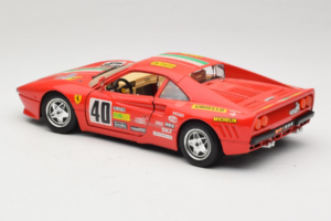 Ferrari 288 GTO Rally #40 Punainen 1986 Bburago 1:18 3057-P1 Metalli — kuva 7 / 8