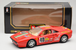 Ferrari 288 GTO Rally #40 Punainen 1986 Bburago 1:18 3057-P1 Metalli — kuva 8 / 8
