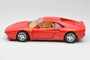 Ferrari 288 GTO Punainen Bburago 1:18 3027 Metalli — kuva 4 / 8
