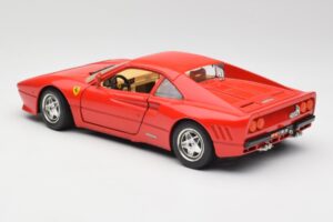 Ferrari 288 GTO Punainen Bburago 1:18 3027 Metalli — kuva 7 / 8