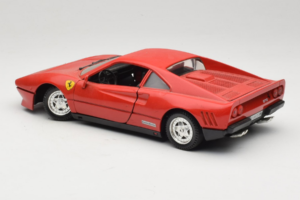 Ferrari 288 GTO Punainen Tonka 1:18 3233 Metalli — kuva 7 / 8