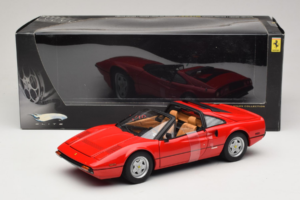 Ferrari 308 GTS Punainen Star Collection Magnum P.I. Hot Wheels 1:18 P9908 Metalli — kuva 6 / 6