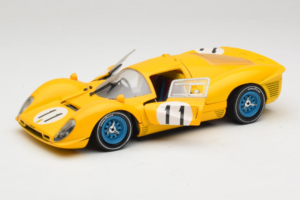 Ferrari 330 P4 #11 Keltainen Spa-Francorchamps 1967 Eagles Race 1:18 38007-Y1 Metalli — kuva 2 / 8