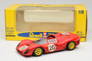 Ferrari 330 P4 #20 Punainen 1967 Revell 1:18 48822-P1 Metalli — kuva 8 / 8