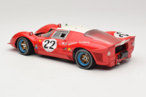 Ferrari 330 P4 #22 Scuderia Filipinetti Poor Condition 1967 Revell 1:18 48825-P1 Metalli — kuva 7 / 8