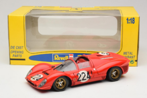 Ferrari 330 P4 #224 Punainen 1967 Revell 1:18 48825-P2 Metalli — kuva 7 / 7