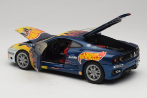 Ferrari 360 Modena Challenge #5 Hot Wheels Purple Fire Livery 1999 Bburago 1:18 29619 Metalli — kuva 5 / 8