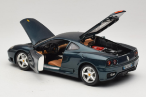 Ferrari 360 Modena Tummanvihreä Metallic Bburago 1:18 3358-G2 Metalli — kuva 4 / 7