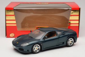 Ferrari 360 Modena Tummanvihreä Metallic Bburago 1:18 3358-G2 Metalli — kuva 7 / 7