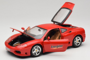 Ferrari 360 Modena Energizer Punainen Bburago 1:18 3358-P3 Metalli — kuva 2 / 8