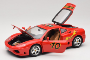 Ferrari 360 Modena #10 5 Jahre IG Bburago Punainen Bburago 1:18 3358-P2 Metalli — kuva 2 / 8