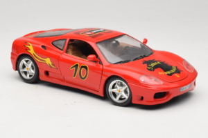 Ferrari 360 Modena #10 5 Jahre IG Bburago Punainen Bburago 1:18 3358-P2 Metalli — kuva 6 / 8