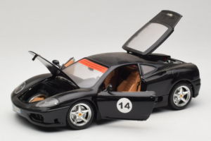 Ferrari 360 Modena #14 Musta Rajoitettu Painos Bburago 1:18 3368-B1 Metalli — kuva 2 / 8