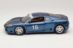 Ferrari 360 Modena #15 Rajoitettu Painos Sininen Metallic Bburago 1:18 3358-F1 Metalli — kuva 4 / 8