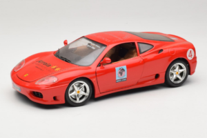 Ferrari 360 Modena Bevro International #4 Rajoitettu Painos 111 kpl Punainen Bburago 1:18 3358-P1 Metalli