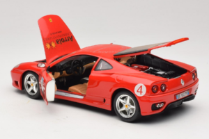 Ferrari 360 Modena Bevro International #4 Rajoitettu Painos 111 kpl Punainen Bburago 1:18 3358-P1 Metalli — kuva 5 / 8