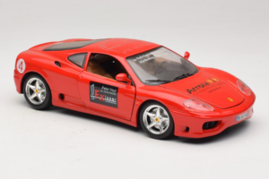 Ferrari 360 Modena Bevro International #4 Rajoitettu Painos 111 kpl Punainen Bburago 1:18 3358-P1 Metalli — kuva 6 / 8