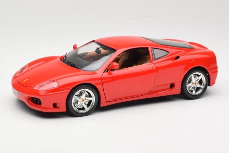 Ferrari 360 Modena Punainen Bburago 1:18 3358 Metalli