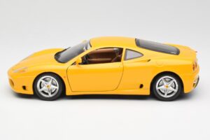 Ferrari 360 Modena Keltainen Bburago 1:18 3368 Metalli — kuva 4 / 8