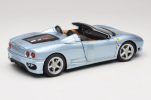 Ferrari 360 Spider Sininen The Italian Job Hot Wheels 1:18 P9905 Metalli — kuva 2 / 6