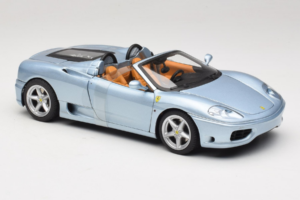 Ferrari 360 Spider Sininen The Italian Job Hot Wheels 1:18 P9905 Metalli — kuva 4 / 6