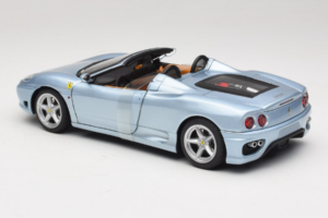 Ferrari 360 Spider Sininen The Italian Job Hot Wheels 1:18 P9905 Metalli — kuva 5 / 6