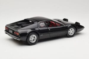 Ferrari 365 GT4/BB Musta Kyosho 1:18 08173K Metalli — kuva 3 / 8