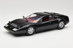 Ferrari 365 GT4/BB Musta Kyosho 1:18 08173K Metalli