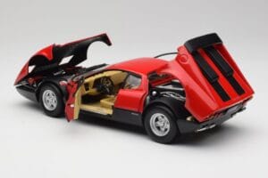 Ferrari 365 GT4/BB Punainen Kyosho 1:18 08173R Metalli — kuva 5 / 8