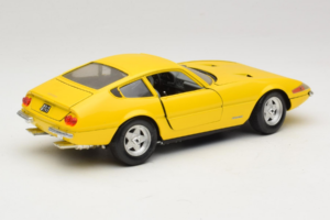 Ferrari 365 GTB/4 Daytona Keltainen Techno Giodi 1:18 40011-Y1 Metalli — kuva 2 / 7