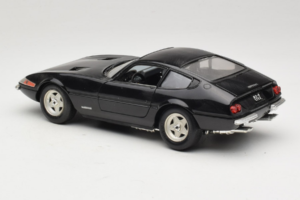 Ferrari 365 GTB/4 Daytona Musta Techno Giodi 1:18 40011-B2 Metalli — kuva 7 / 8