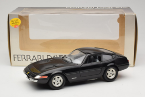 Ferrari 365 GTB/4 Daytona Musta Techno Giodi 1:18 40011-B2 Metalli — kuva 8 / 8