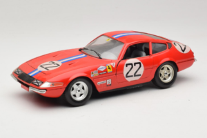 Ferrari 365 GTB/4 Daytona #22 Punainen 1969 Techno Giodi 1:18 40011-P1 Metalli