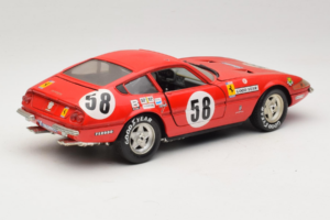Ferrari 365 GTB/4 Daytona Berlinetta #58 Punainen Techno Giodi 1:18 40011 Metalli — kuva 3 / 8