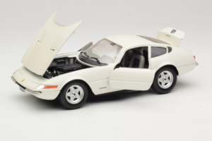 Ferrari 365 GTB/4 Daytona Berlina Valkoinen Techno Giodi 1:18 74007 Metalli — kuva 2 / 8