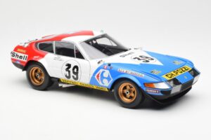 Ferrari 365 GTB/4 #39 J-C. Andruet / Lena 24 Hours of Le Mans 1972 Kyosho 1:18 08164E Metalli — kuva 6 / 8