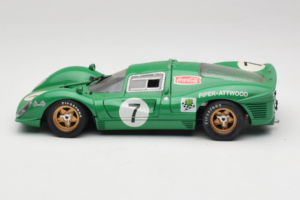 Ferrari 412P #7 Vihreä 24 Hours of Daytona 1967 Eagles Race 1:18 37000 Metalli — kuva 4 / 8