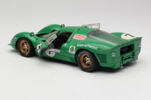 Ferrari 412P #7 Vihreä 24 Hours of Daytona 1967 Eagles Race 1:18 37000 Metalli — kuva 5 / 8