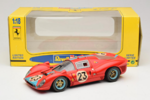 Ferrari 412P #23 W. Mairesse / J. Beurlys Le Mans 1967 Punainen Revell 1:18 48826 Metalli — kuva 8 / 8