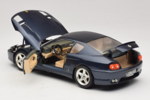 Ferrari 456 GT Sininen Bburago 1:18 3036-B1 Metalli — kuva 5 / 8